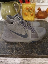 Boys Size 4Y Nike Kyrie 3 "Cool Grey"  Basketball Shoes