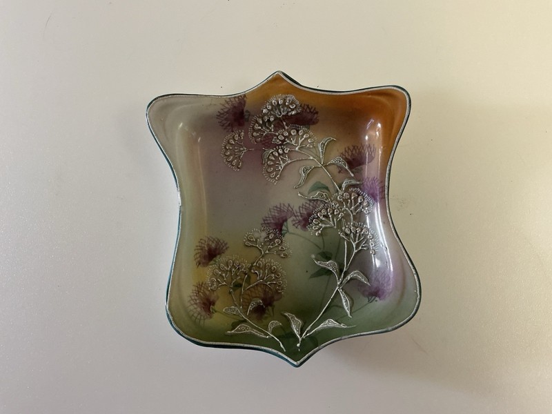 Vintage NIPPON Hand Painted Trinket Dish 6,5 x 5 Pre- Owned