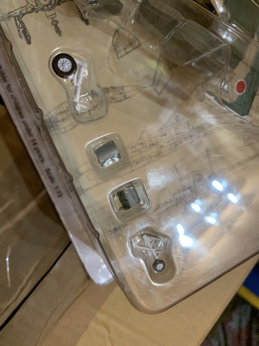 Avion Japonais MITSUBISHI F-1 ALTAYA 1:72 NEUF Chasseur Bombardier - Foto 4 di 15
