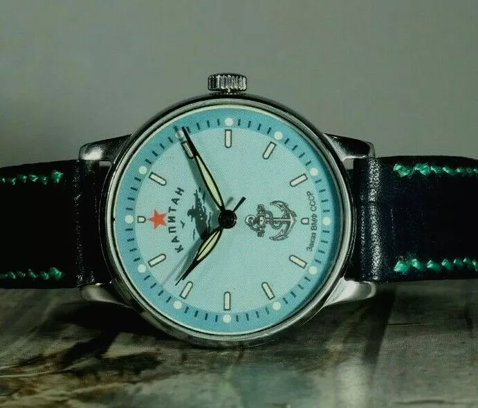 Wrist watch Raketa Submarine 38 mm Mens Mechanical Vintage Soviet
