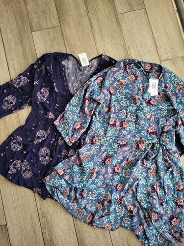 Torrid Sz 1X Plus Size Womens Floral Blouses Sz 14-16 Shirts Lot of 2
