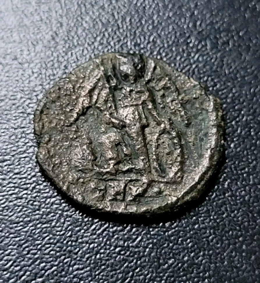 Photo 2/2