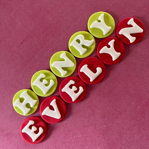 Topper torta commestibile lettere arcobaleno Dotty numeri età decorazioni compleanno cerchio - Foto 13 di 33
