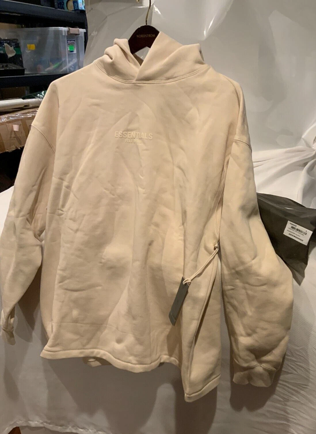 Felpa con cappuccio uomo Fear Of God Essentials stile # 192SU222050F taglia L guscio d'uovo