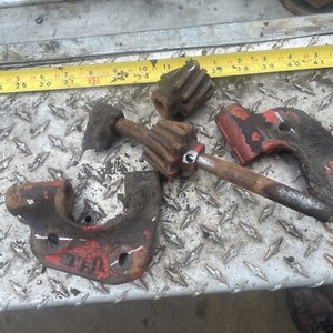 McCormick-Deering Instruction OUTSIDE No 5 Endgate Seeder BRACKET GEARS MM4L