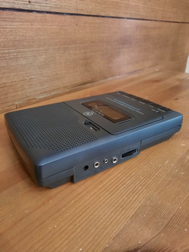 GE Portable Recorder & Cassette Player 3-5027A Batt. Operated Untested For Parts - Picture 3 of 9