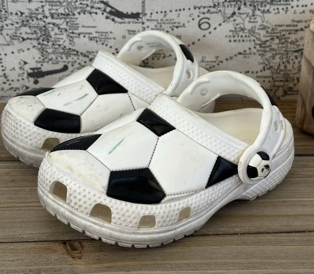 Crocs Kid's Soccer Clogs White/Black Size C