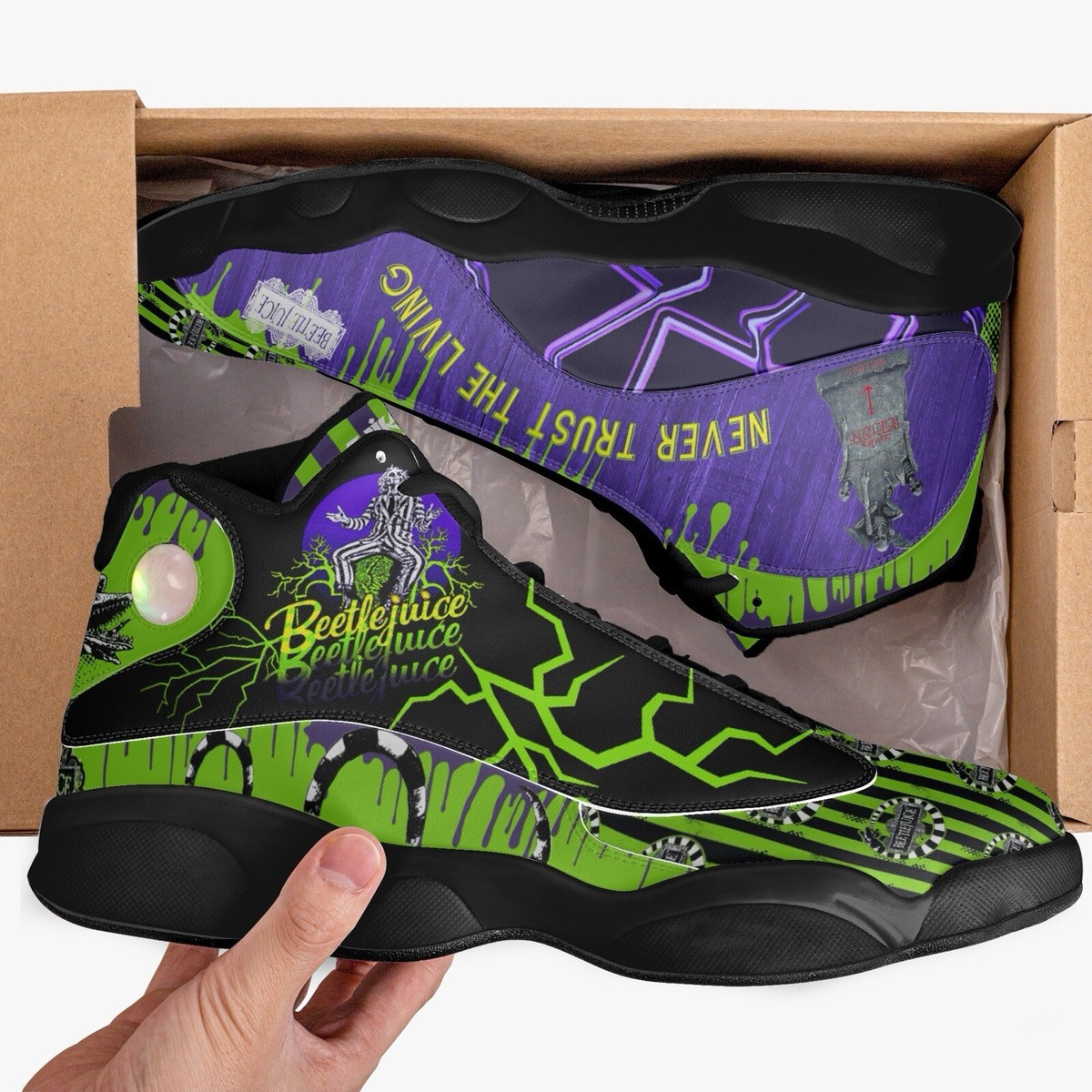 靴 beetle Beetle Juice A J 13 Sneakers Halloween Shoes Purple & Green