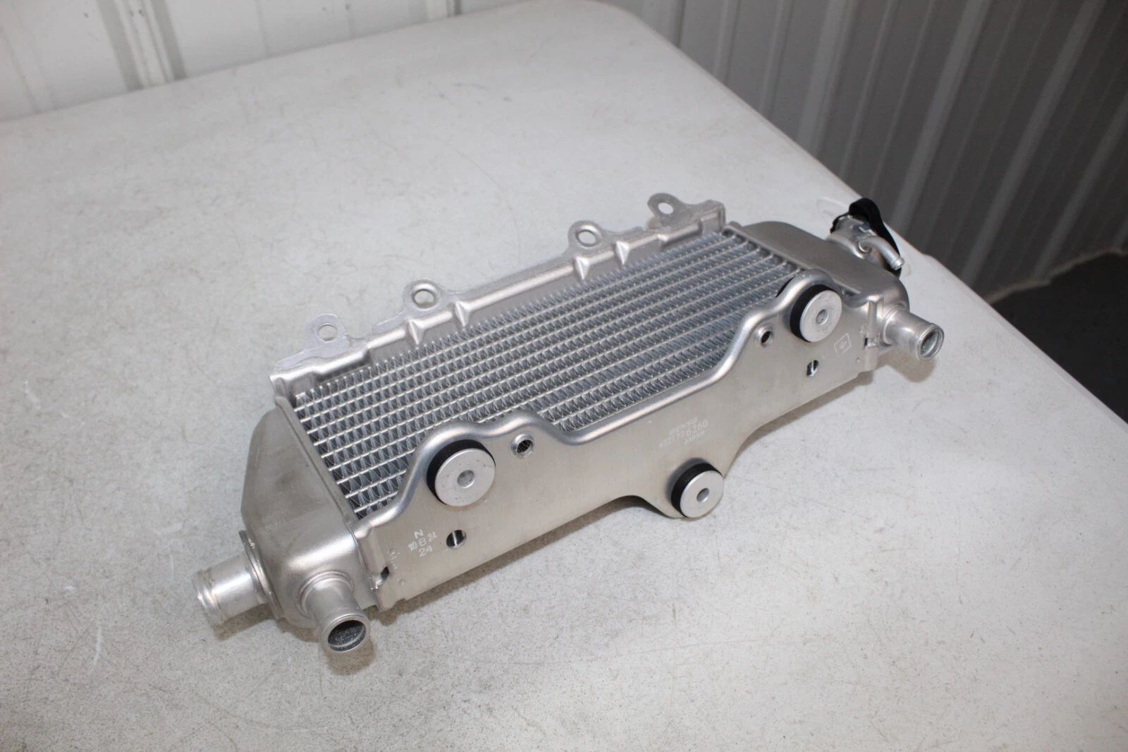 NEW 2002 - 2024 Yamaha YZ250 OEM Right Radiator 5NX-12461-00 NEW 2002 - 2024 Yamaha YZ250 OEM Right Radiator 5NX-12461-00