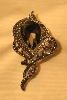 Sparkling Flute Petal Silvertn Iris Lily Flower Smoky Ebony Rhinestn Brooch Pin