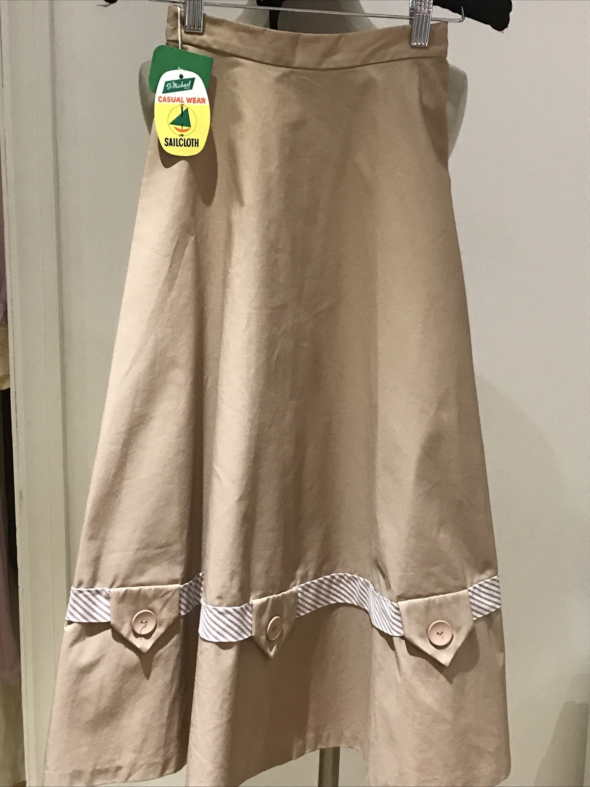 True Vintage 1950s St Michael Sailcloth Skirt with Button Trim, BNWT, 24" Waist 6