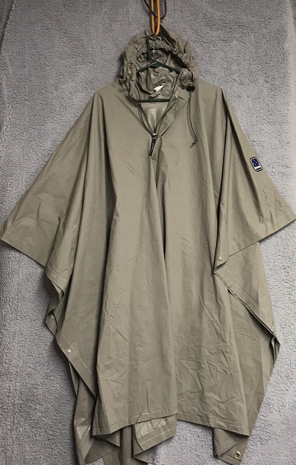 eddie bauer waterproof poncho