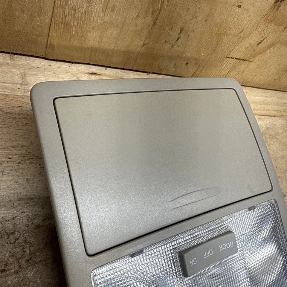 2011 Toyota Avalon Overhead Console Dome Map Light Lamp OEM Sunroof Light Gray - Image 3 of 4