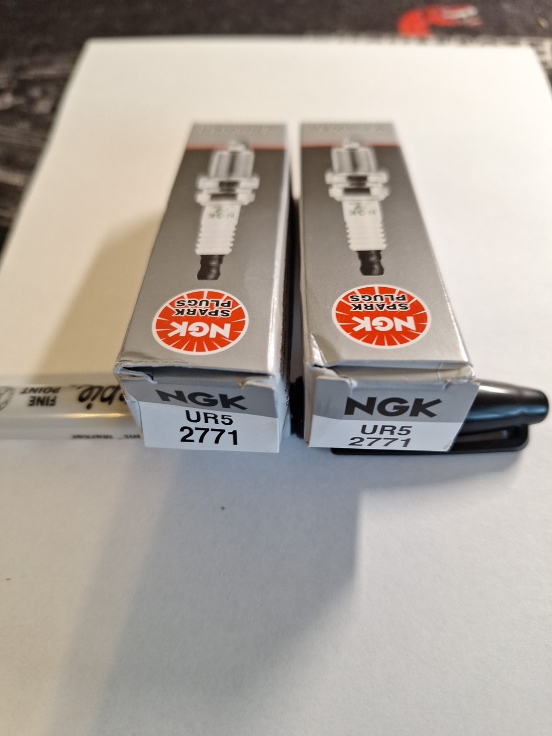 Pack of 2 Genuine NGK V-Power Spark Plugs. UR5 2771