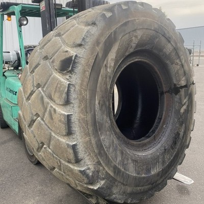 875/65R29 Triangle OTR Tire E-3 TB598 1-Star Used 25/32 Clean 875/65-29 8 radial