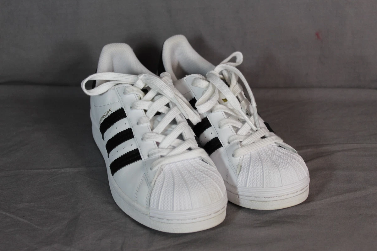 adidas black shell toe mens