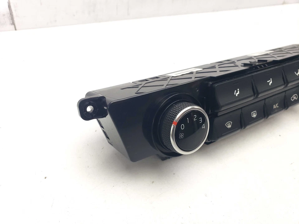 KIA SPORTAGE MK4 A/C AIR CON HEATER CLIMATE CONTROL SWITCH PANEL 2016 - Image 4 of 4