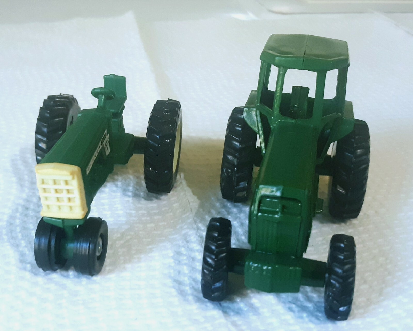 Scale Models Spec Cast 1/64 Oliver Tractor Farm Toy Lot of 5, Walters