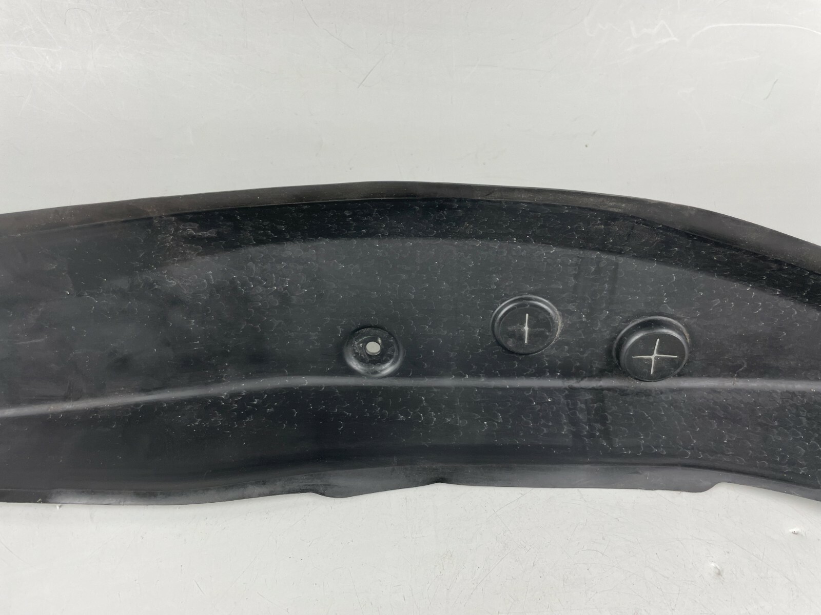 Mercedes Benz C Class W205 Front Left Side Fender Rubber Seal Trim 