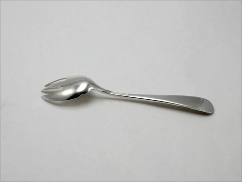 Stieff Rose Sterling Silver Ice Cream Fork - 5 3/4" - No Monograms - Picture 2 of 3