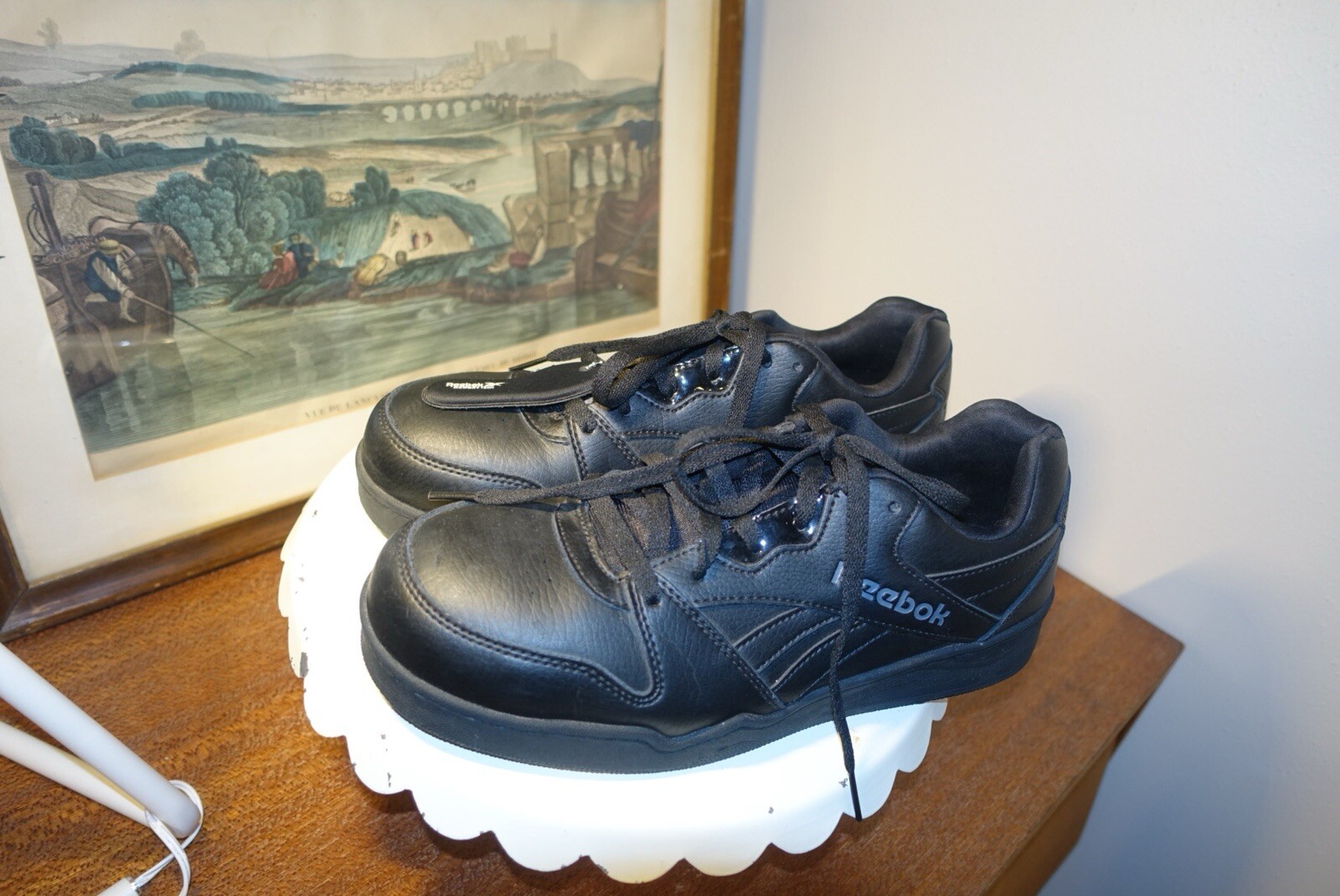 Men's 9 Reebok Work, Low Top Work Sneaker RB4160 Black Leather Nylon, Comp toe