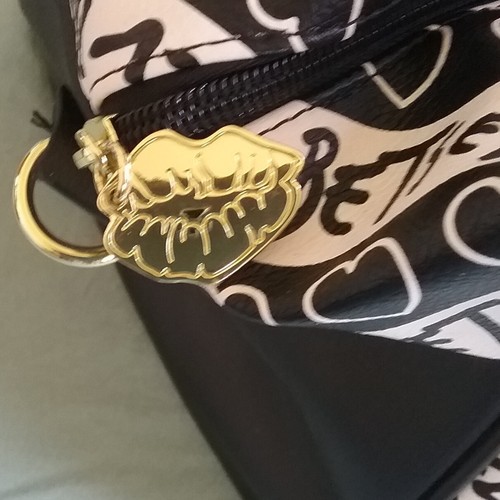 Luv Betsey Johnson Weekender Bag - Picture 3 of 8