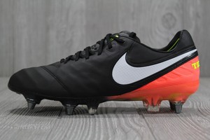 nike tiempo 37