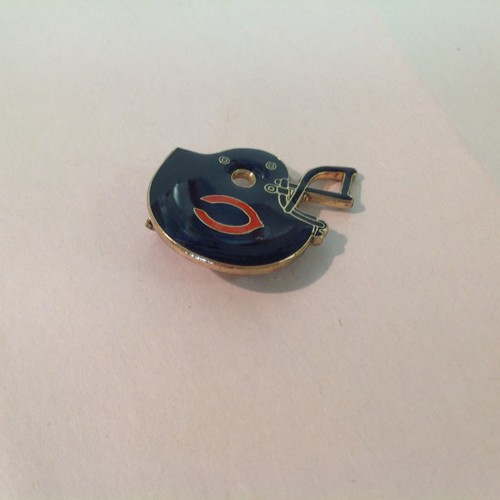 Vintage 1985 NFLP Enamel NFL Football Helmet Pin Chicago Bears Peter David K-20 - Picture 4 of 9