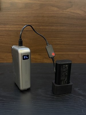 Portable Type-C battery charger for Hasselblad X2D X2DII X1DII 907X cfv100