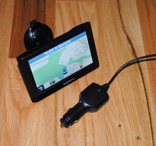 GPS Garmin Nuvi 52LM 5" Display BUNDLE 2026 Maps with Charger Mount 2VR238014