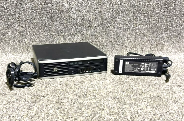 HP Compaq Elite 8300 Small Form Factor (SFF) Integrated/On-Board