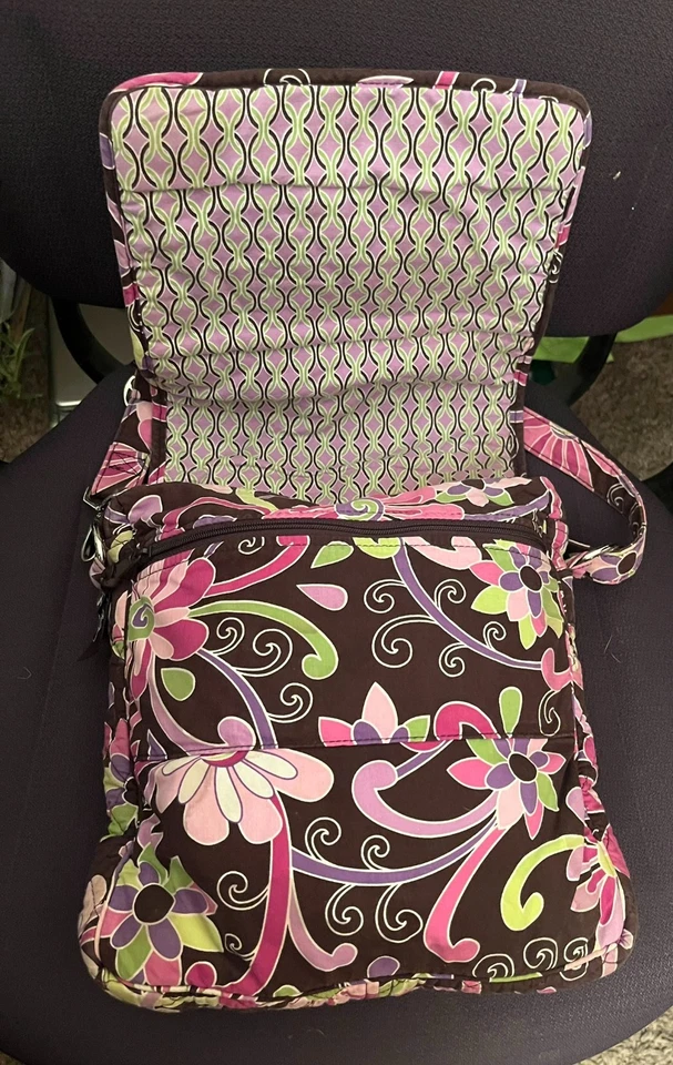 Vera Bradley Bandolera Bolso Mensajero Púrpura Punzón Monedero Hipster 12 X 13 Retirado Foto 3 de 4