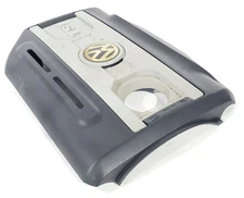 2010 Volkswagen Passat OEM Engine Shield Cover 06J103925 TSI 2.0