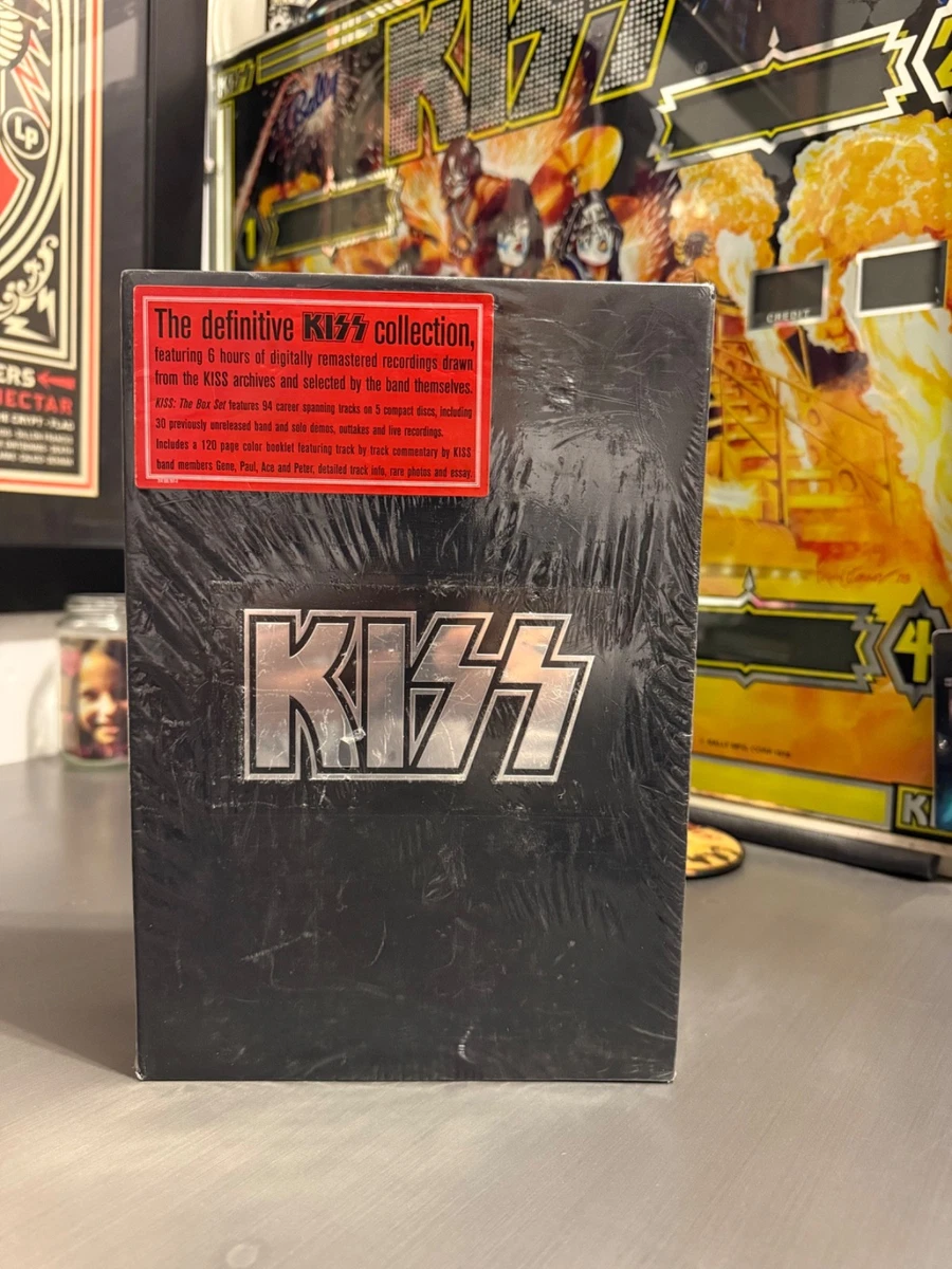 The Definitive KISS Collection ボックスセット KISS The Definitive Collection Box Set – Guitar case edition