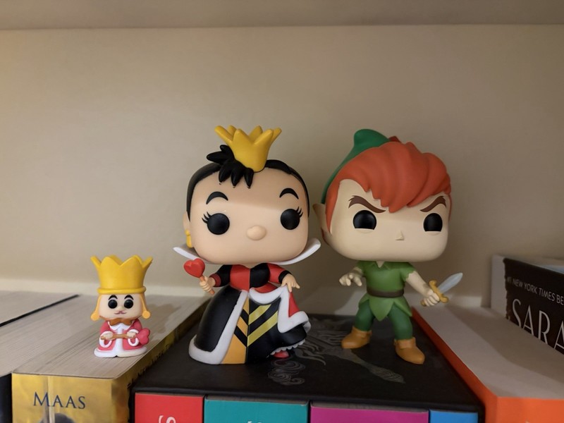 Disney Funko Pop Figure Lot Queen Of Hearts and Peter Pan + Mini King of hearts