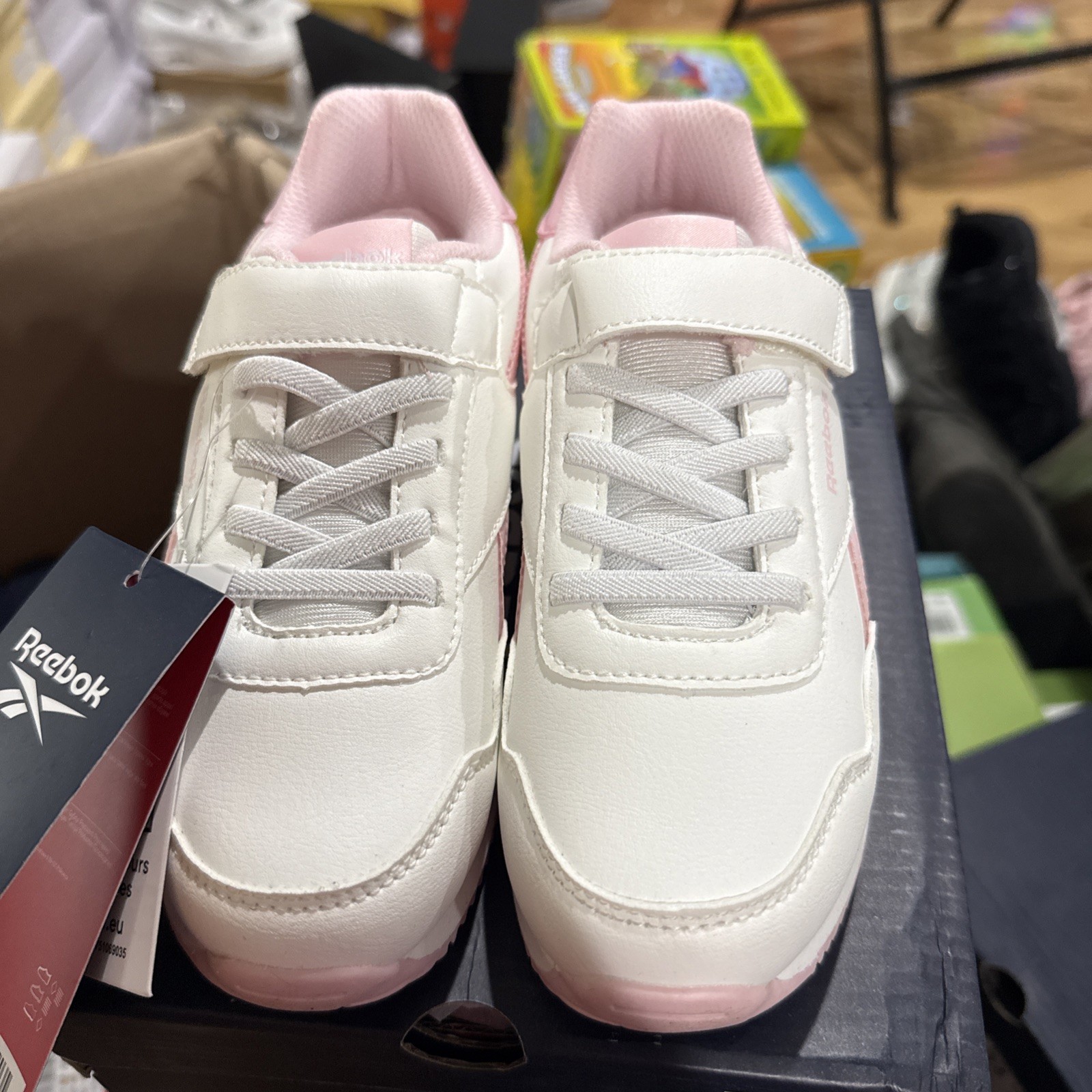 Reebok Girls, White And Pink Leather Light Up Tennis Shoe Si
