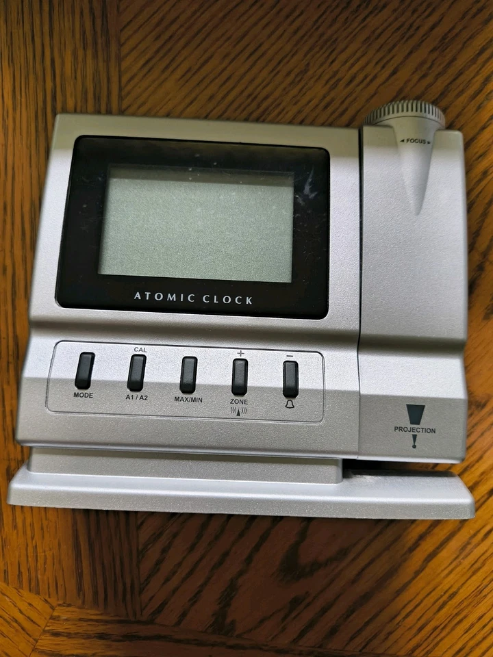 Ravinia Clock Company Projection Atomic Alarm Clock w/ Adapter – Time & Temp - Image 2 of 4