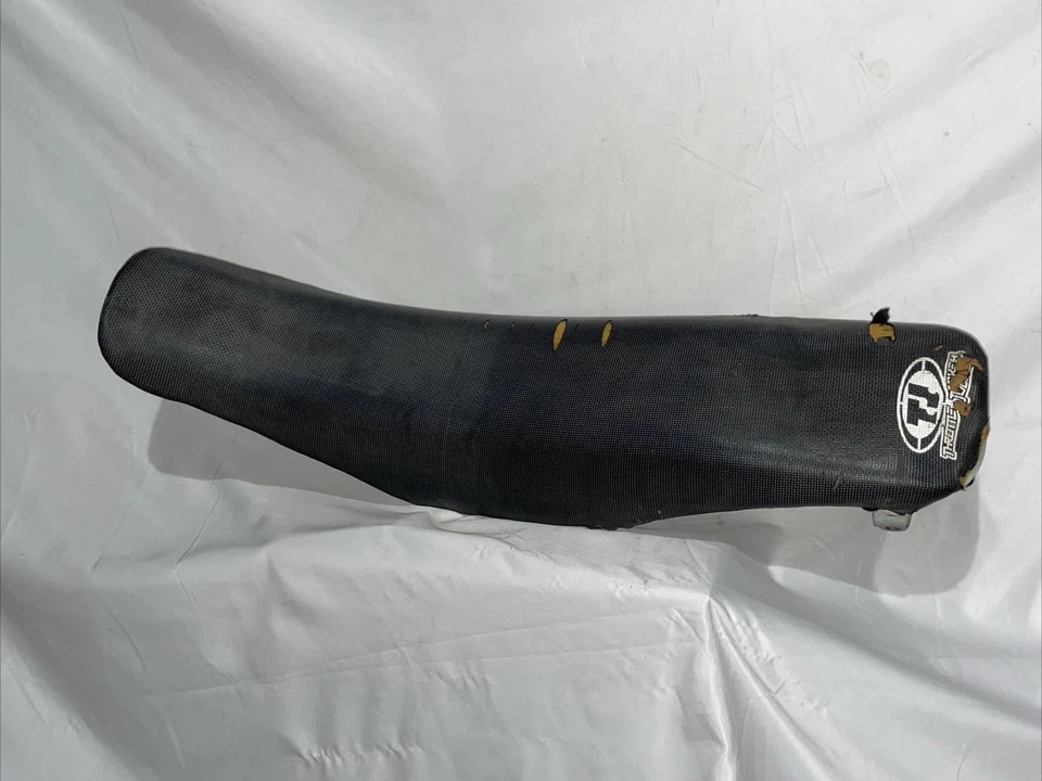 2005 HONDA CRF250R 04 - 05 OEM СИДЕНЬЕ СЕДЛО КРЫШКА ПОДДОНА 77100-KRN-730 CRF 250 R - Изображение 4 из 4