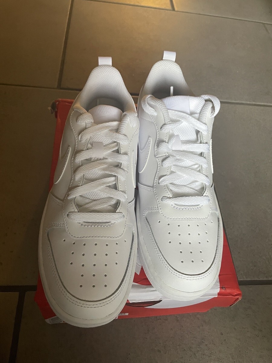 nike court borough low vs air force 1