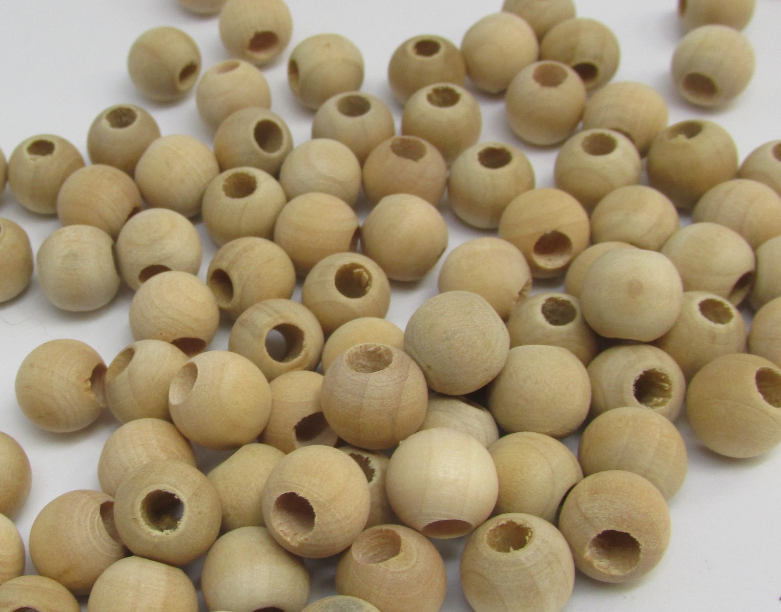 Natural Wooden Craft Balls Wood Beads Sphere with hole 10mm to 50mm