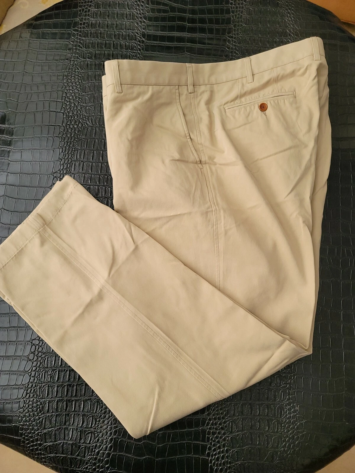 euc Scott Barber sz 42 khaki flat front silk cotton chino pants