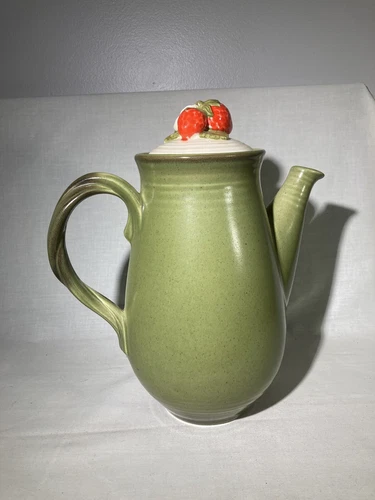 Vintage Metlox Poppytrail California Strawberry Teapot Coffee Pot Pitcher W Lid