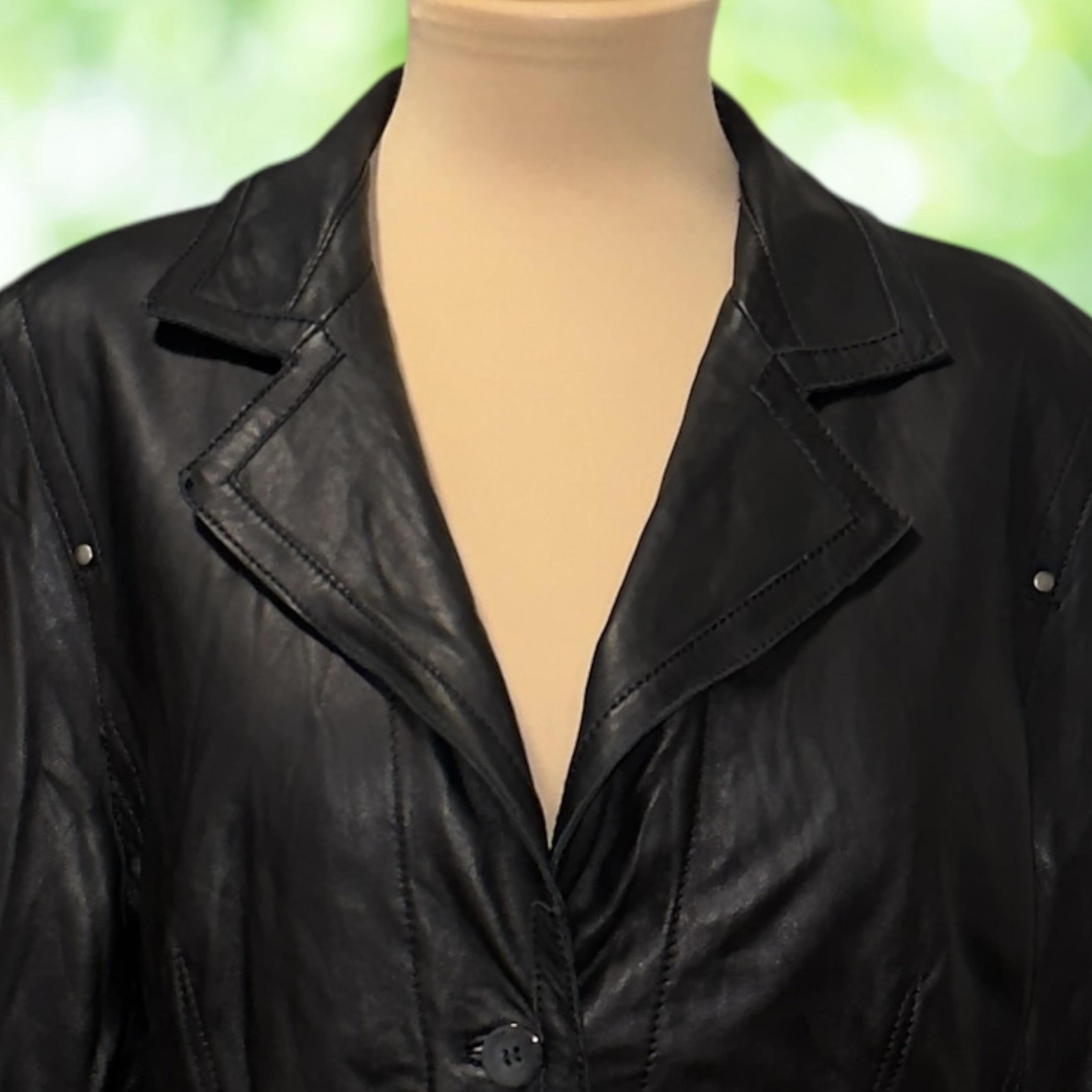 BERNARDO Leather Jacket Black Button Front Lined … - image 2
