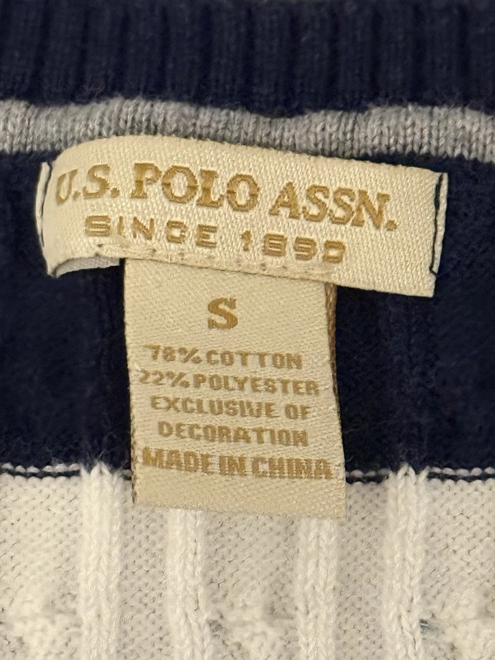 Suéter de algodón tejido con cable cuello polo de Estados Unidos talla S azul marino crema a rayas preppy Foto 4 de 4