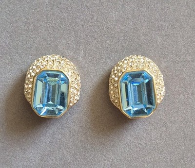 Exquisite vintage Ciner large blue and clear rhinestone told tone clip earrings