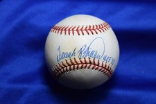 Frank Robinson Baseball Cards and Autographed Memorabilia Guide 32