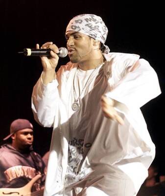 British R&B singer Craig David performs at The Joint inside the Ha - Old Photo 6