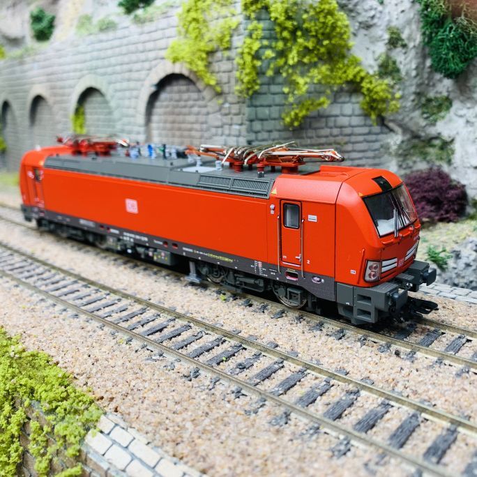 Locomotive électrique série 193 Märklin 39330 train HO DB