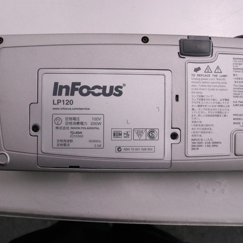 Genuine InFocus LP120 Portable Projector NO Remote w/ Case - Picture 5 of 9