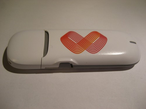 Unlocked HUAWEI E3131 i-2 3G GSM USB Modem Mobile Broadband. Works. Win10 Compat